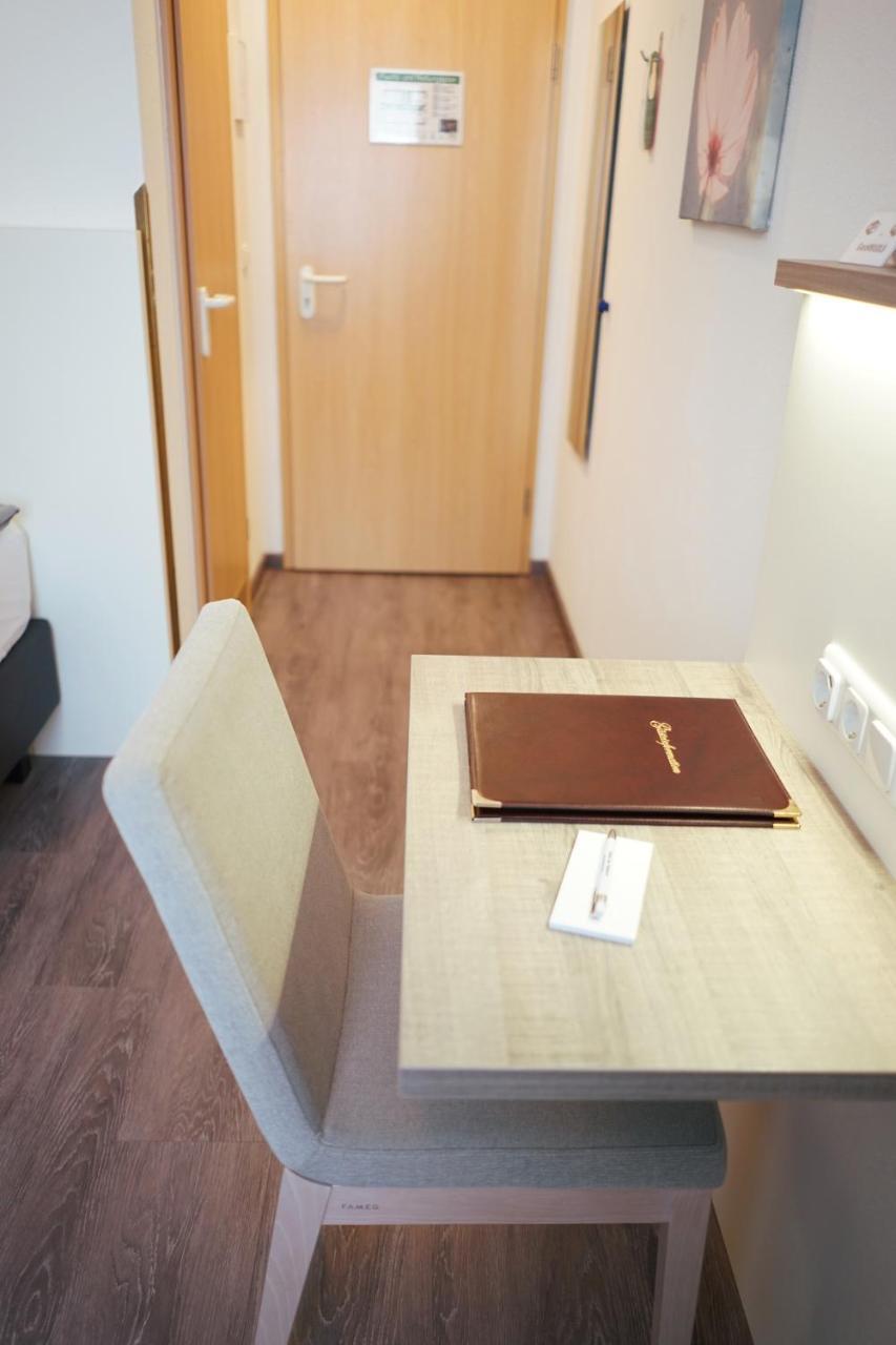 Hotel Am Ostpark Neubiberg Extérieur photo